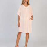 Rochie din in cu broderie la mâneci și decolteu roz PR988