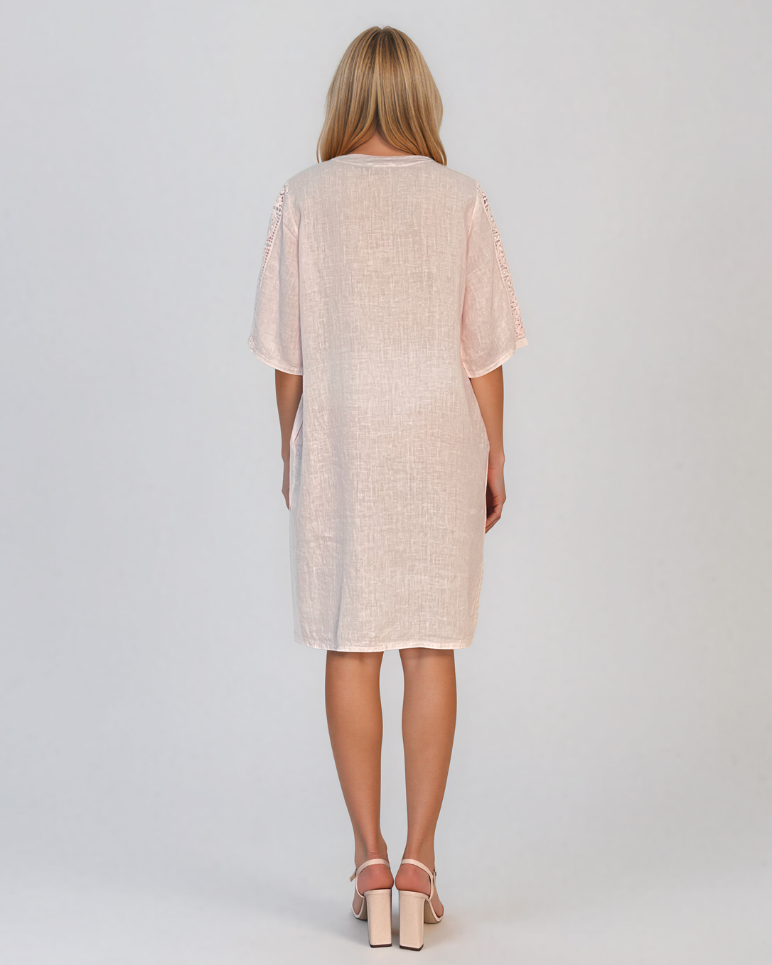Rochie din in cu broderie la mâneci și decolteu roz PR988
