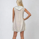 Rochie din in fără mâneci cu glugă și șiret pe margine alb 