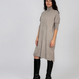 Rochie din tricot cu guler înalt grej PN141