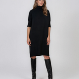 Rochie din tricot cu guler înalt negru PN141