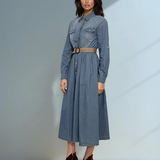 Rochie jeans lunga cu buzunare piept și curea albastru-jeans 
