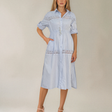 Rochie largă cu șiret în talie și broderie bleu PR998