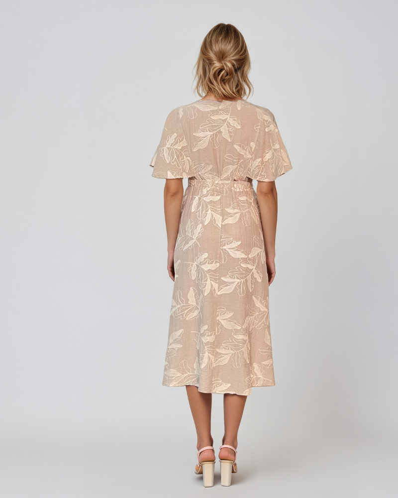 Rochie lungă cu flori brodate și mâneci scurte ample beige HL061