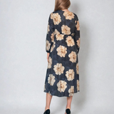 Rochie lungă cu print floral, mânecă lungă, elastic talie, decolteu în V bleumarin 