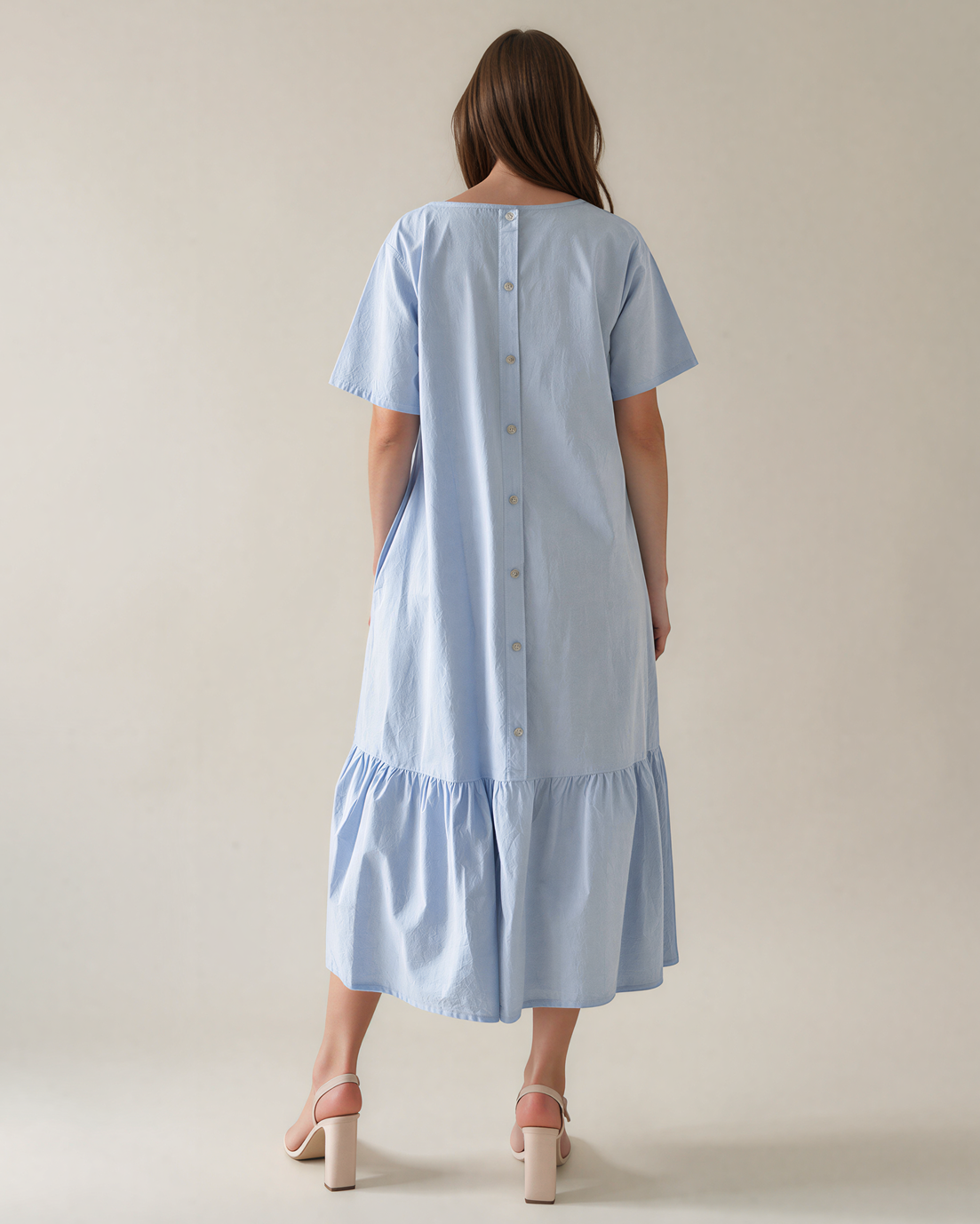 Rochie lungă cu volan, buzunare și nasturi decorativi pe spate bleu PR996