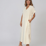Rochie maxi tip cămașă din lyocell cu buzunare crem HL160