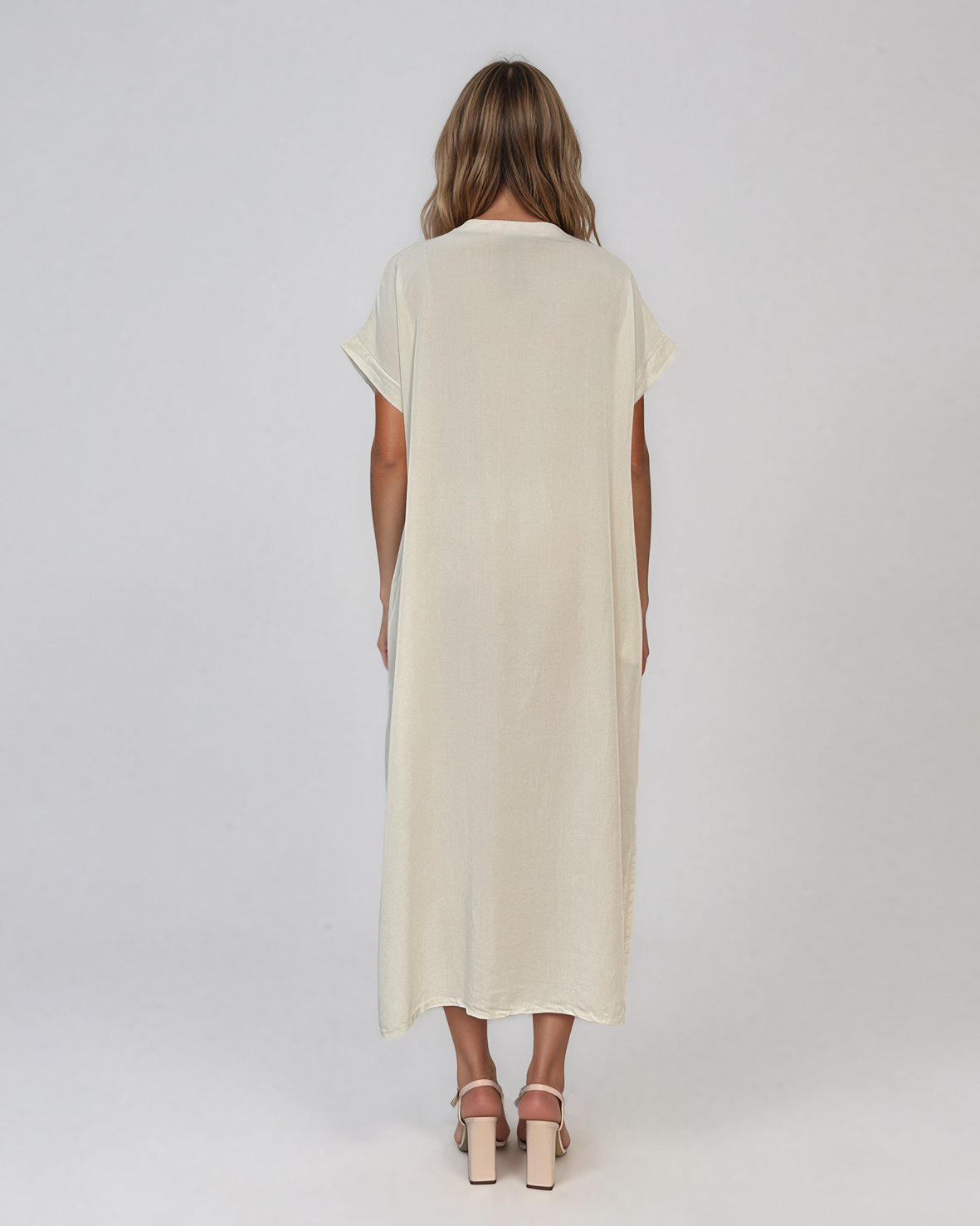 Rochie maxi tip cămașă din lyocell cu buzunare crem HL160