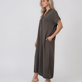 Rochie maxi tip cămașă din lyocell cu buzunare gri închis HL160