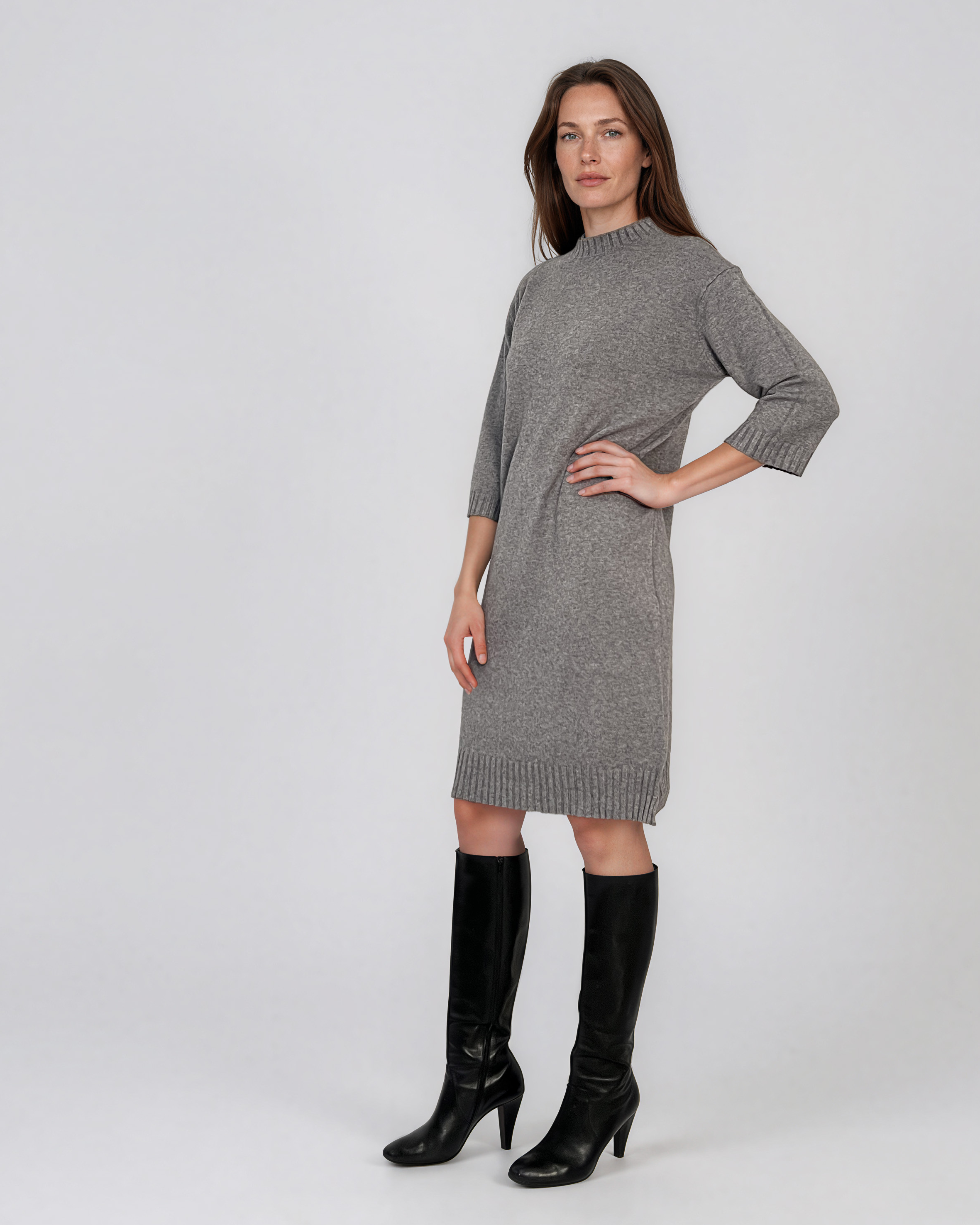 Rochie midi din tricot cu guler înalt gri PN142