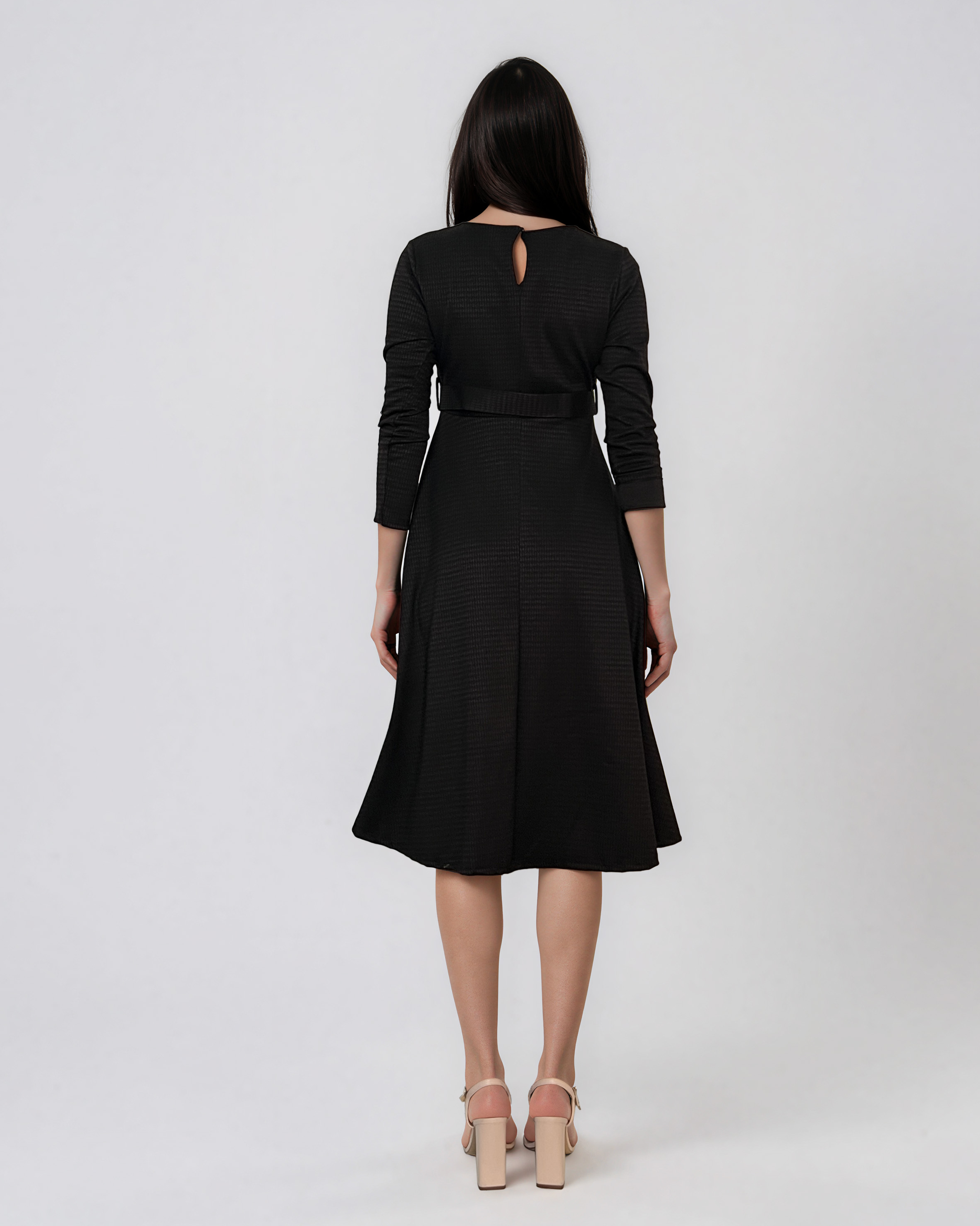 Rochie midi evazată cu mânecă lungă maro LM028