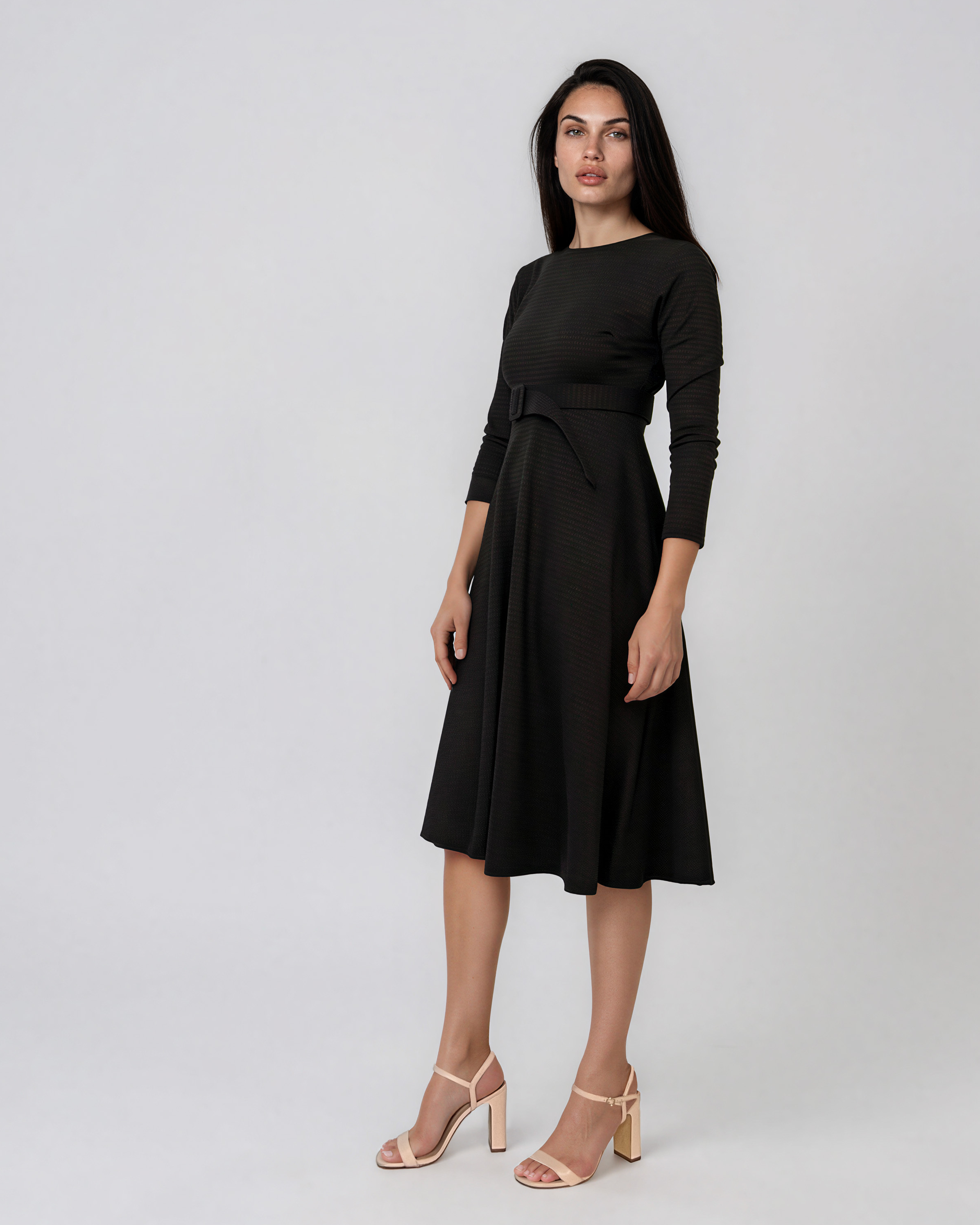 Rochie midi evazată cu mânecă lungă maro LM028