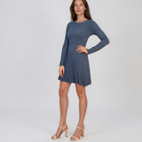 Rochie scurtă din tricot reiat cu fustă evazată albastru DY733