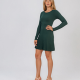 Rochie scurtă din tricot reiat cu fustă evazată verde DY733