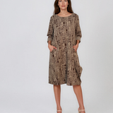 Rochie stil balon cu buzunare maro PN079