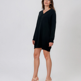 Rochie tip pulover cu decolteu în V negru HL246