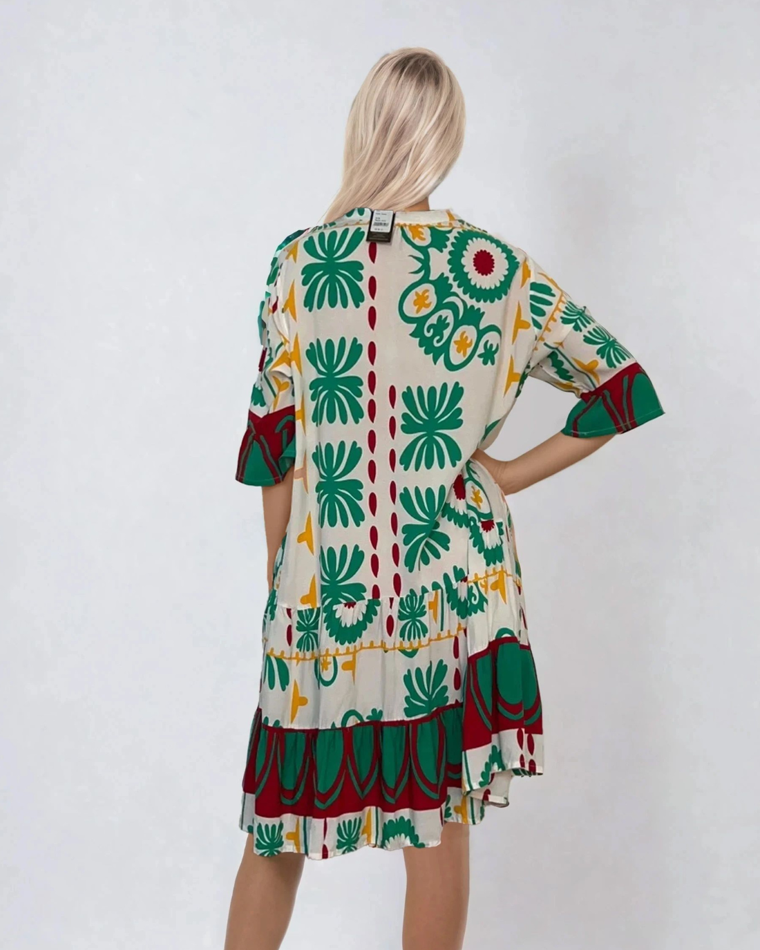 Rochie vaporoasă cu print floral și mânecă clopot verde 