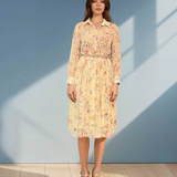 Rochie vaporoasă din voal cu guler tip cămașă și print floral galben 