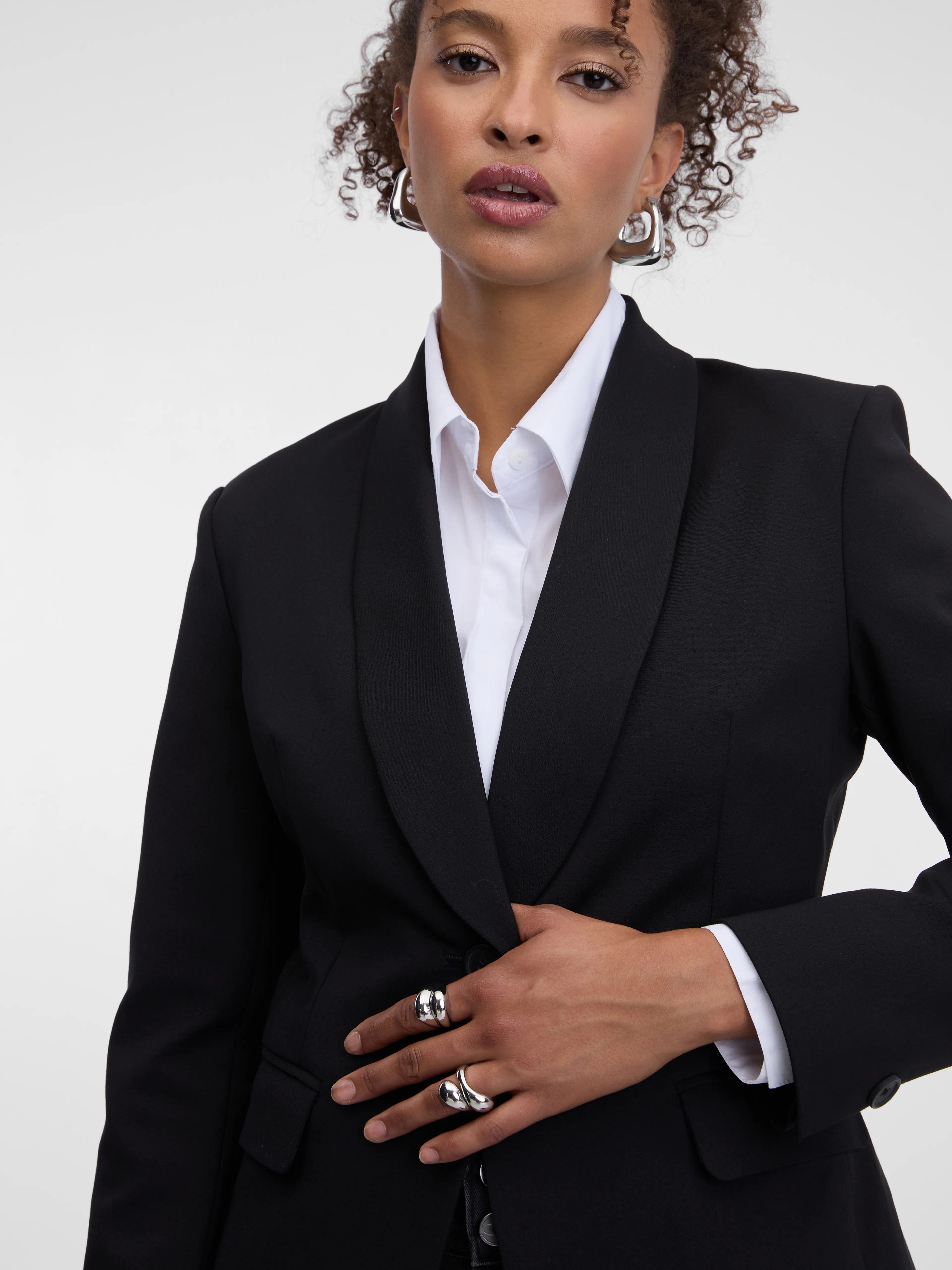 Sacou din mix de bumbac cu clapete la un nasture  ORSAY negru ORS006