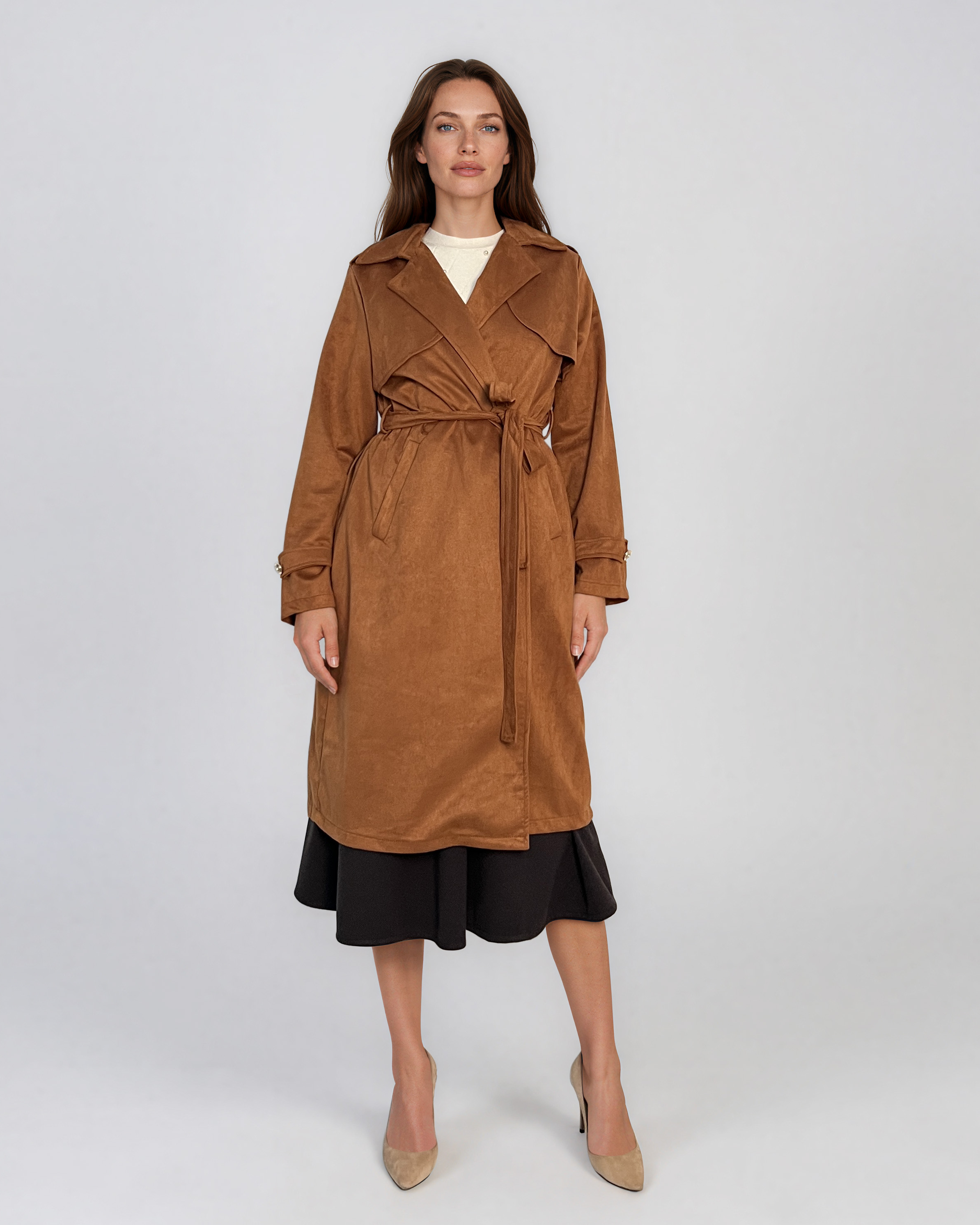 Trench lung cu aspect de piele întoarsă şi cordon camel HL244