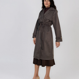 Trench lung cu aspect de piele întoarsă şi cordon kaki HL244