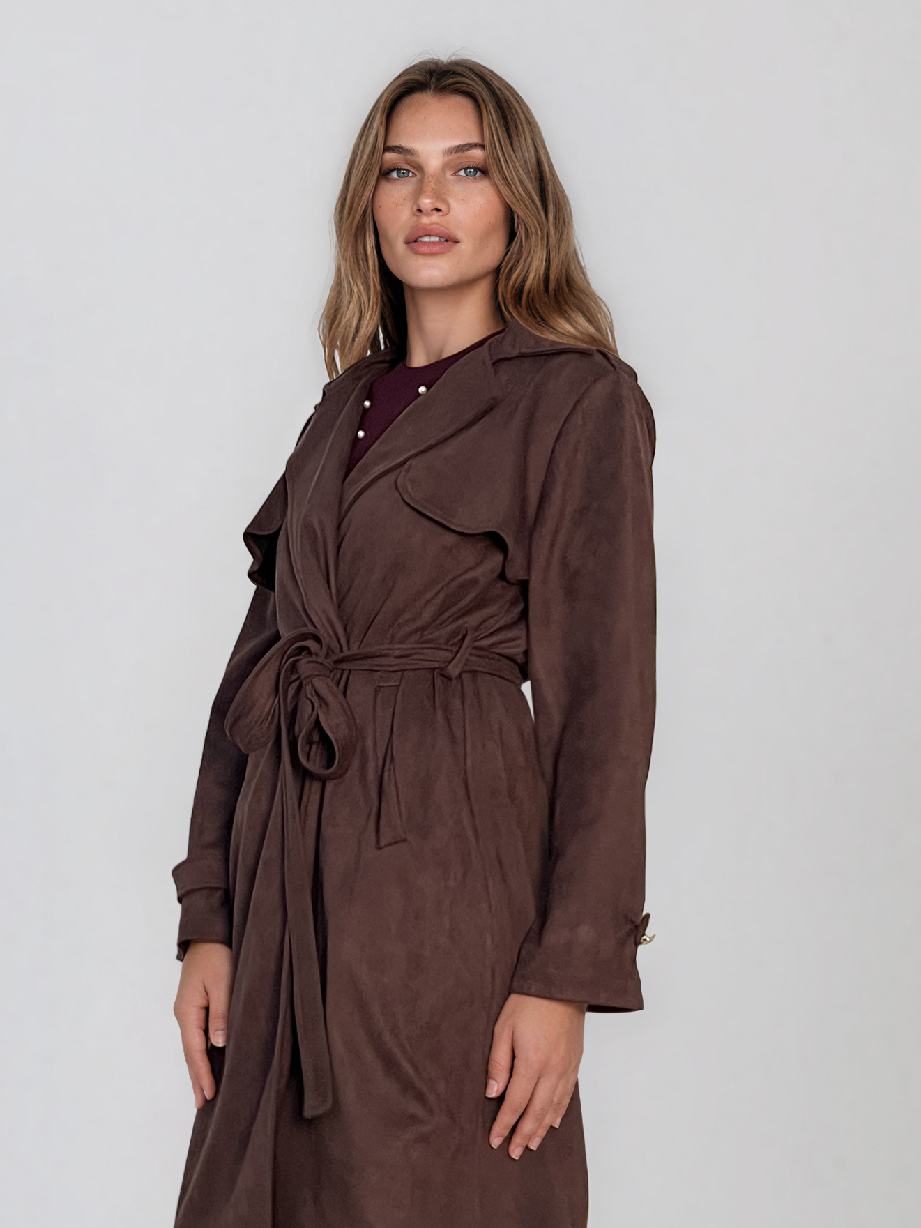 Trench lung cu aspect de piele întoarsă şi cordon maro HL244