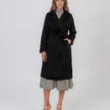 Trench lung cu aspect de piele întoarsă şi cordon negru HL244