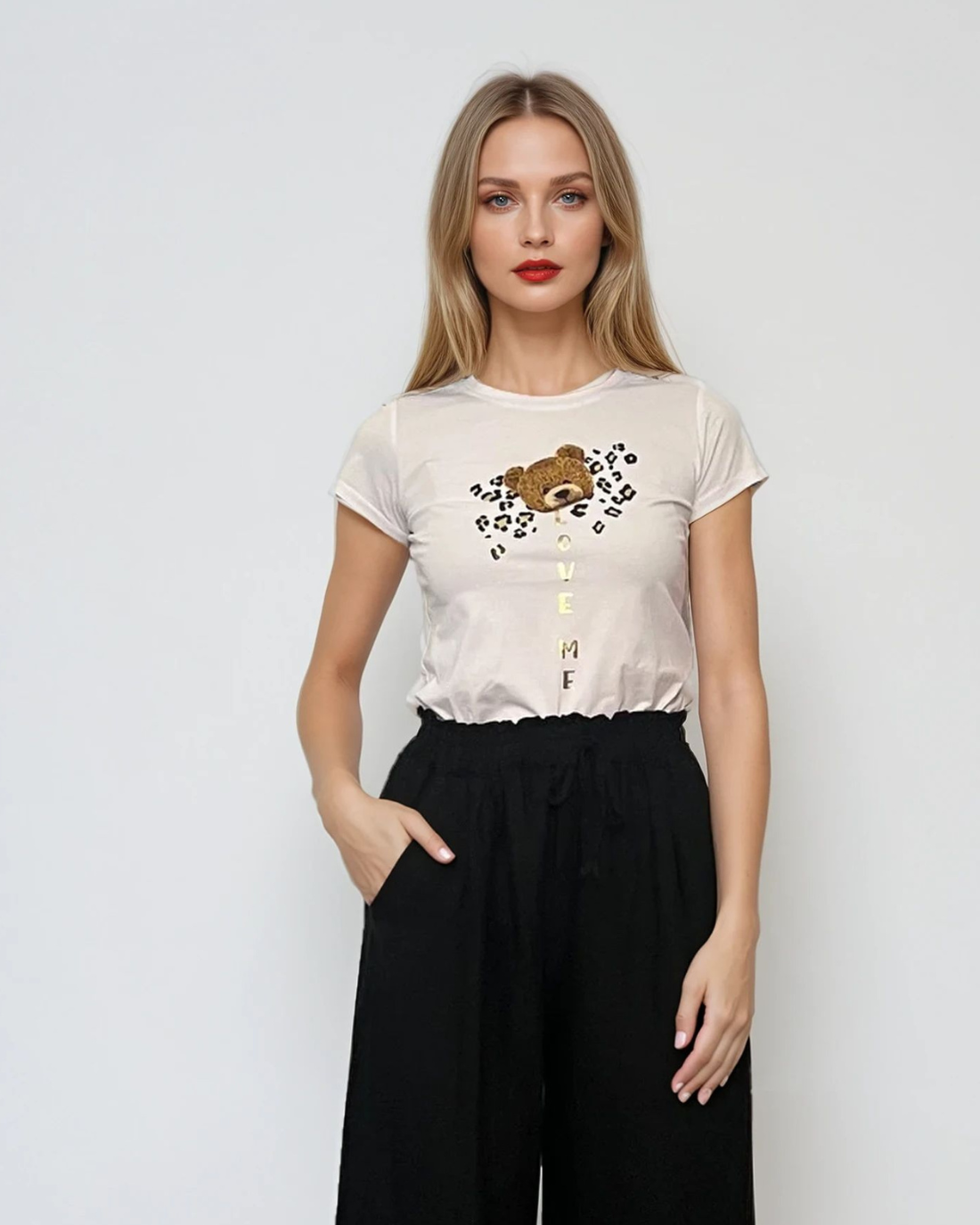 Tricou alb mulat cu print ursuleț alb 