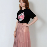 Tricou cu pisică cu fundiță și mesaj negru 