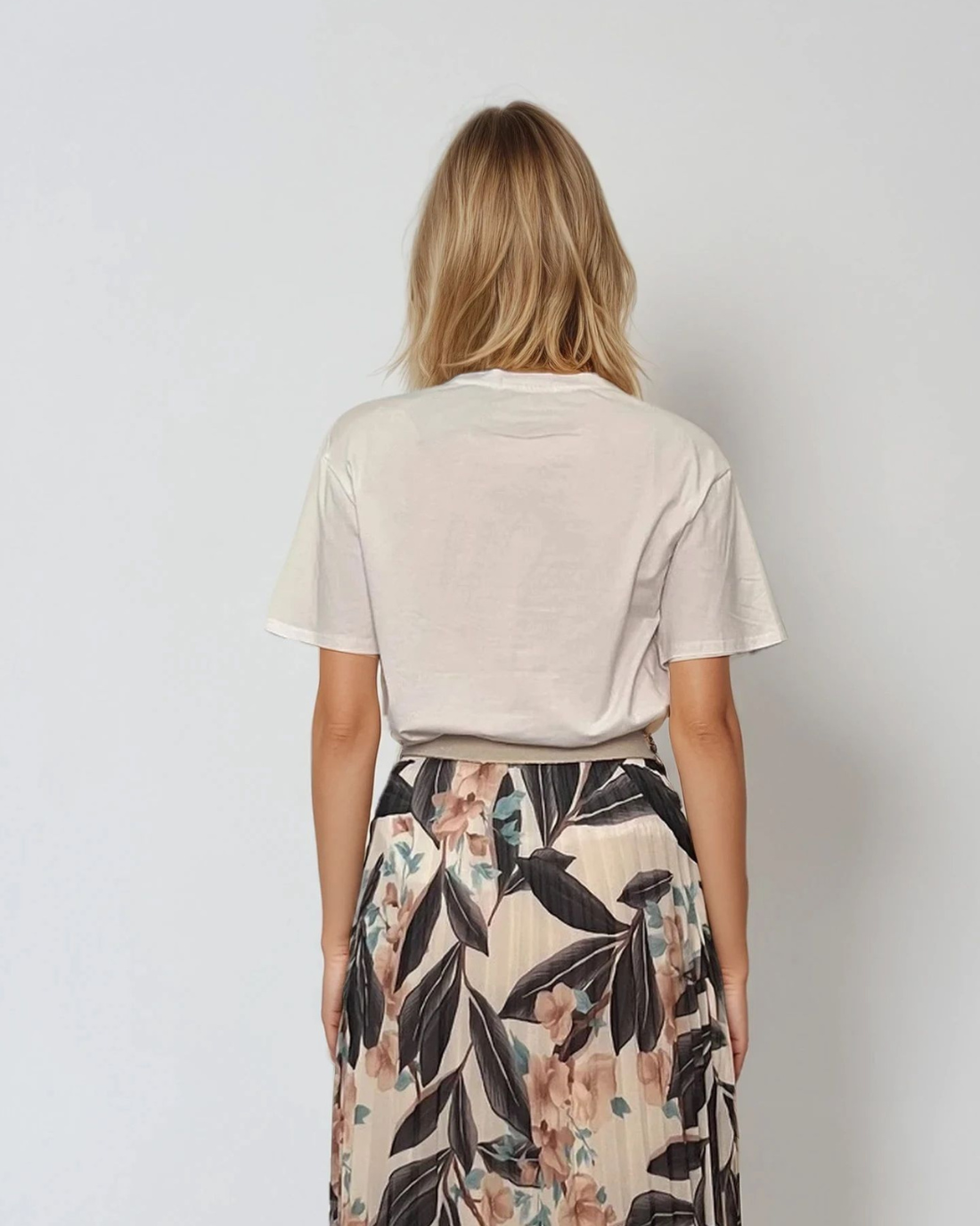 Tricou cu strasuri aplicate, print floare și mesaj alb 