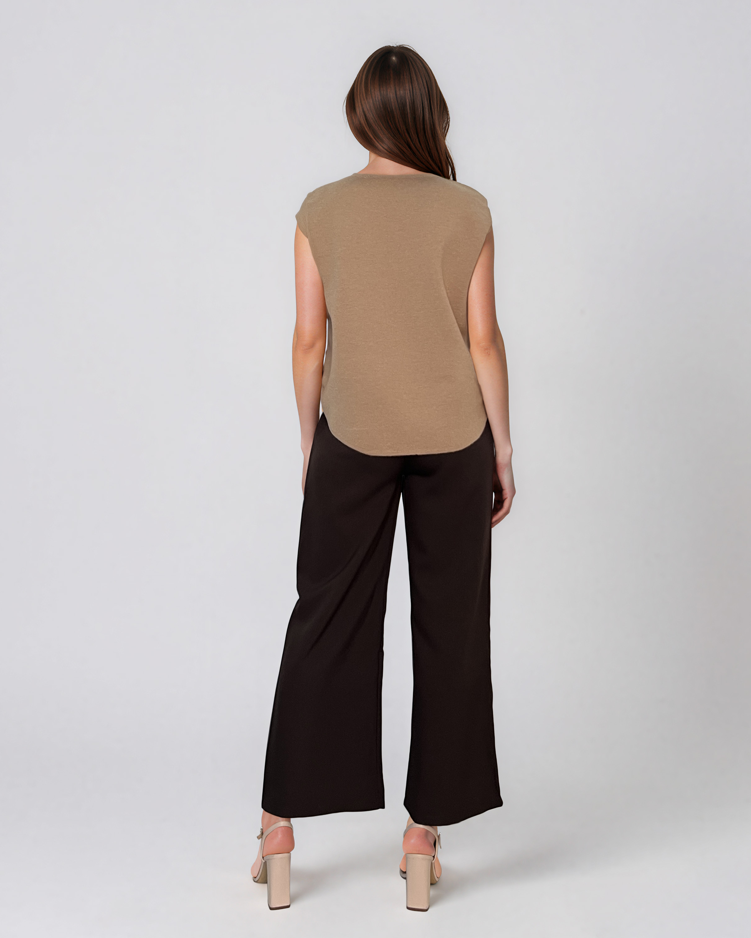 Vestă tricotată cu fermoar beige PN110