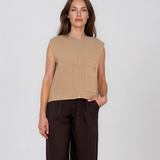Vestă tricotată cu fermoar beige PN110